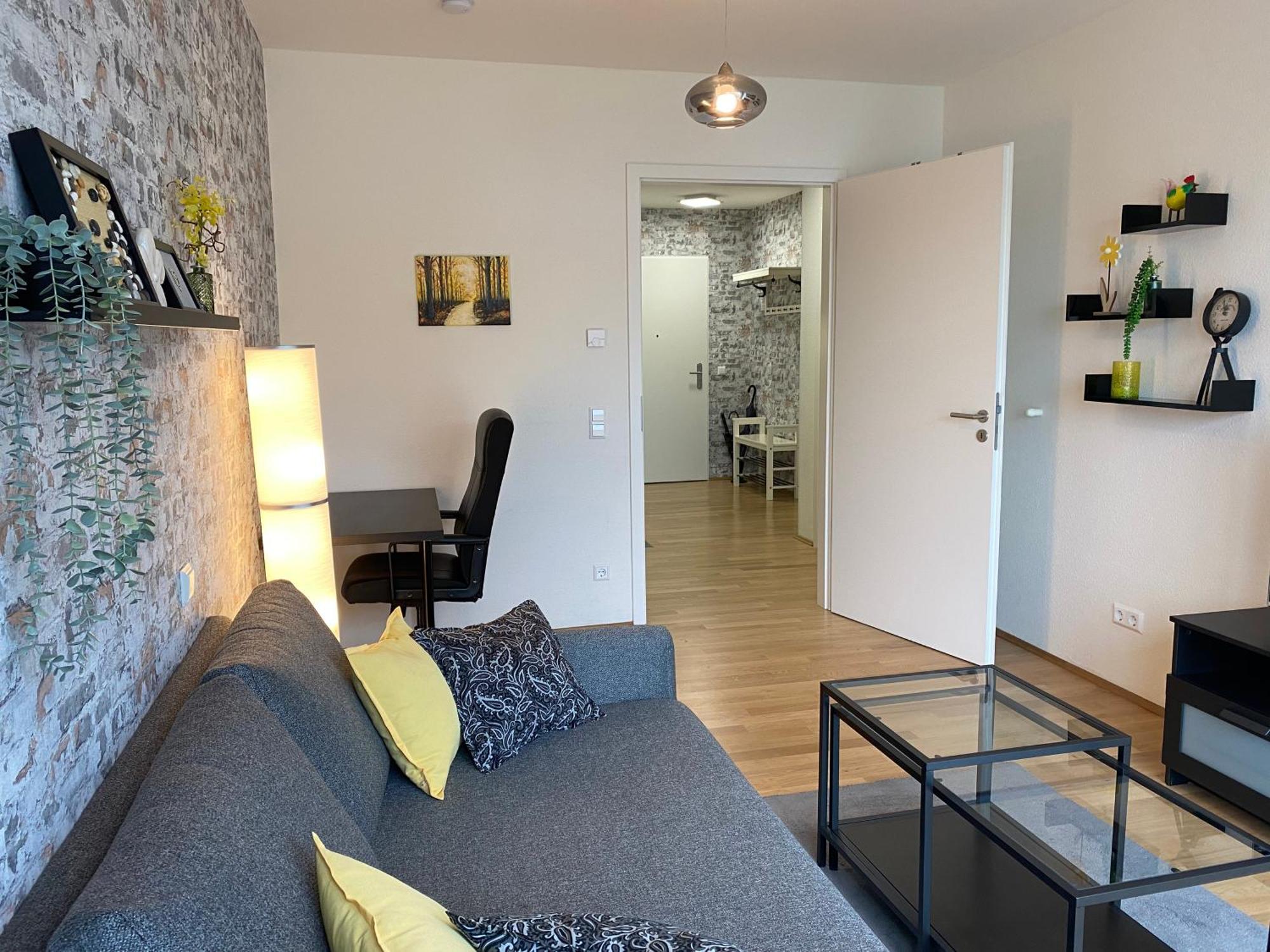 Schoenes 2 Zimmer Apartment Zentral Gelegen Pforzheim Exteriér fotografie